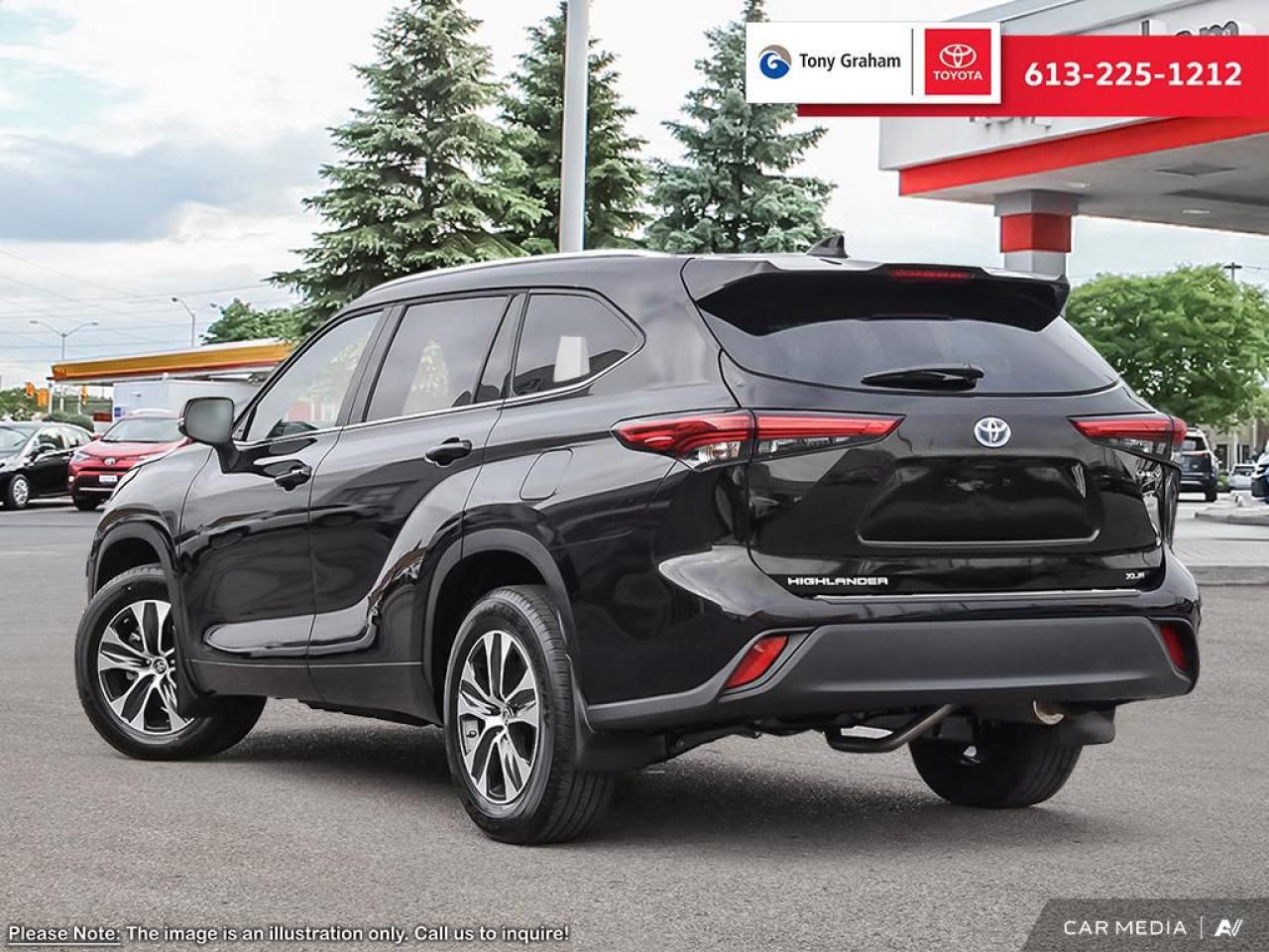 2025 Toyota Highlander HYBRID XLE **DEMO UNIT- NOT FOR SALE** Photo3