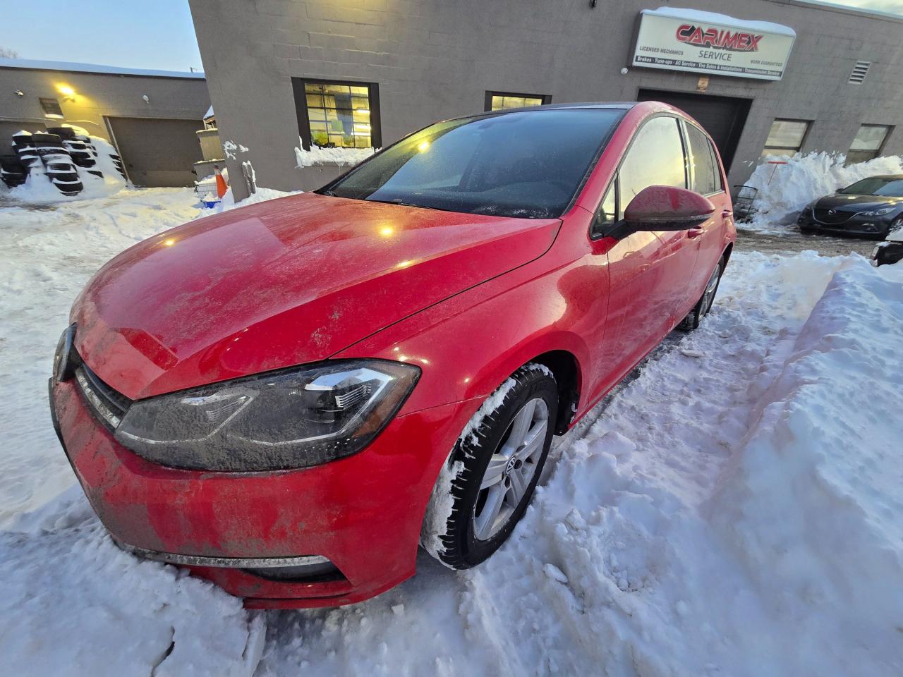 Used 2018 Volkswagen Golf 1.8 TSI Comfortline Sunroof | Leather | Backup Camera | Heated Seats | Apple Car Play | Android Auto for sale in Waterloo, ON