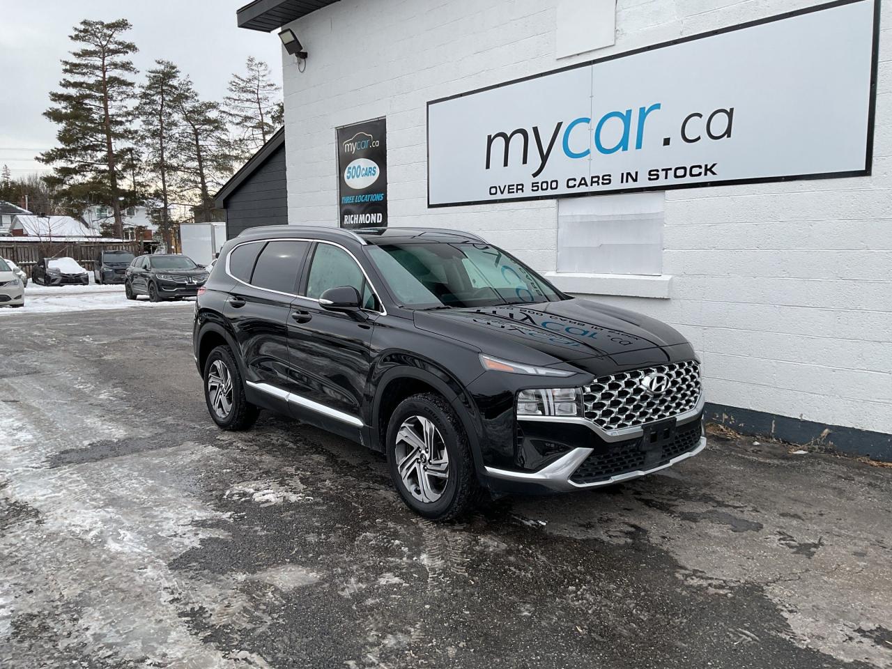 Used 2023 Hyundai Santa Fe Preferred w/Trend Package 2.5L PREFERRED W/WINTER TIRES!!!  SUNROOF. HEATED SEATS. LEATHER. NAV. BACKUP CAM. A/C. CRUISE. PWR for sale in North Bay, ON