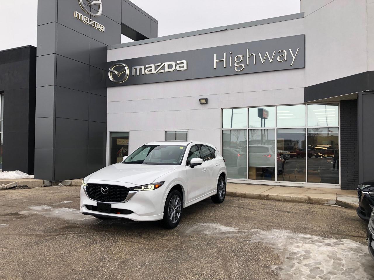 New 2025 Mazda CX-5 GT AWD for sale in Steinbach, MB