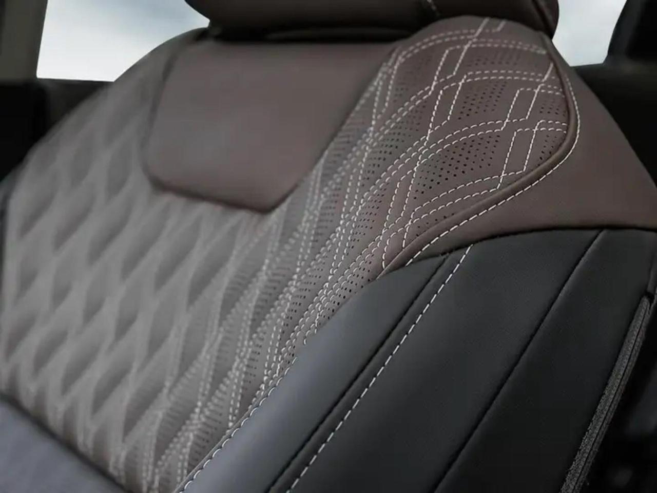 2025 Nissan Murano Platinum Photo