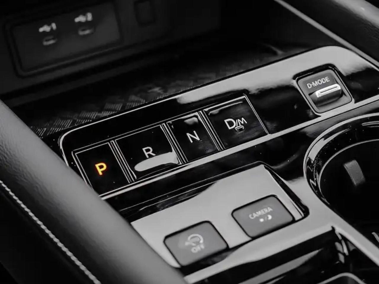 2025 Nissan Murano Platinum Photo