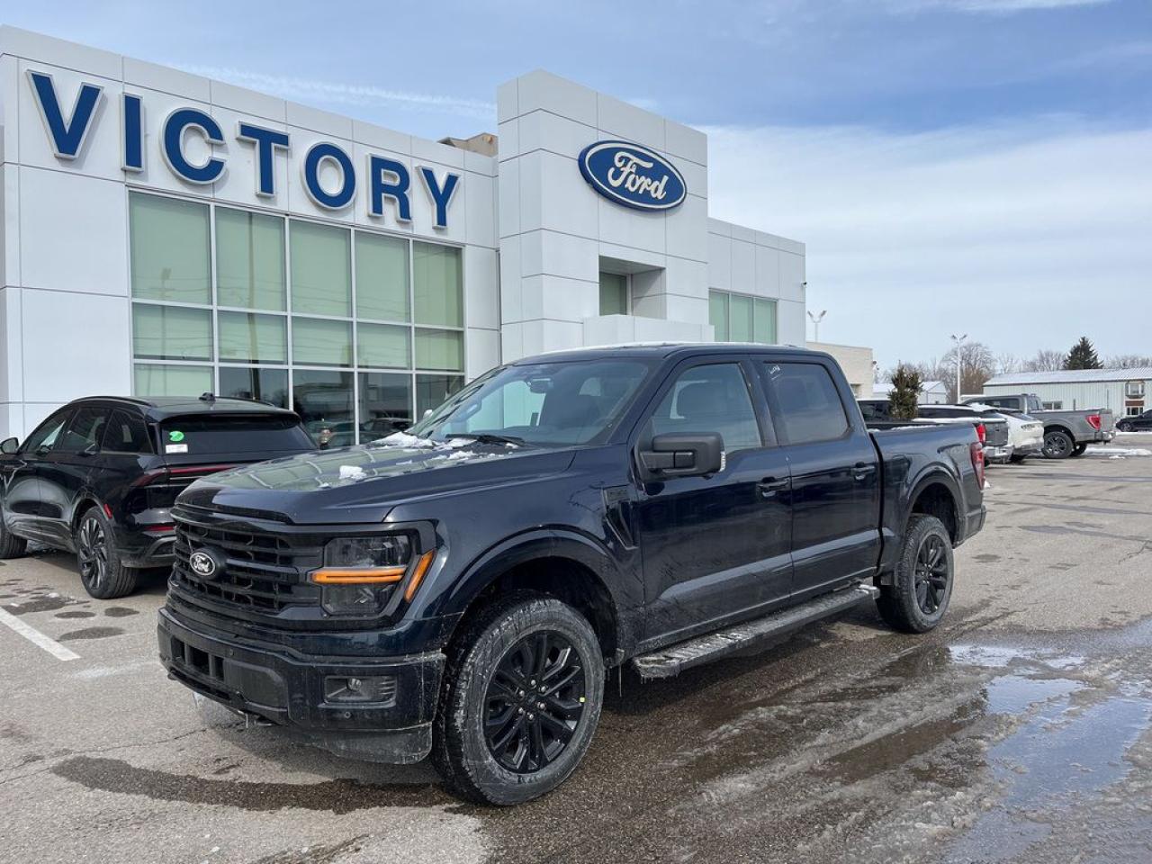 New 2025 Ford F-150 XLT for sale in Chatham, ON