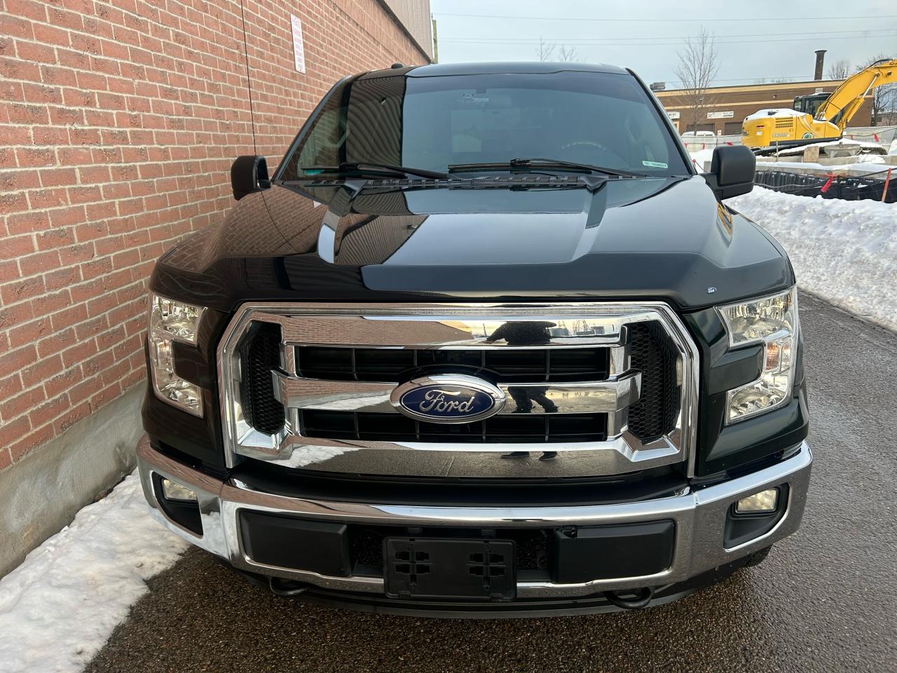 2015 Ford F-150 XLT - Photo #2