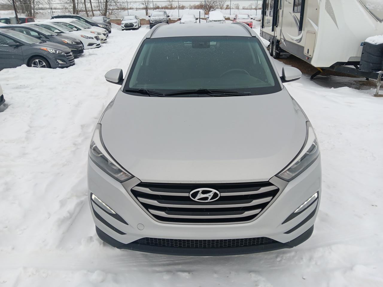 2017 Hyundai Tucson AWD, Htd Steering & Seats, Blindspot, BU Cam - Photo #2