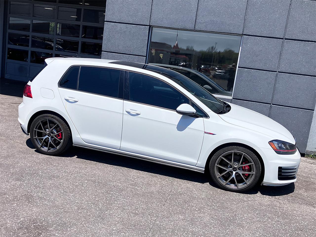 Used 2015 Volkswagen Golf GTI | 4DR|NAVI|REARCAM|SUNROOF|ALLOYS|MANUAL for sale in Toronto, ON