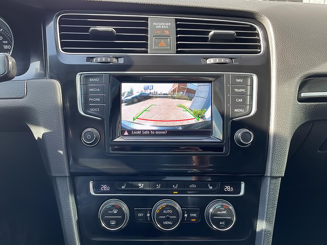 2015 Volkswagen Golf GTI | 4DR|NAVI|REARCAM|SUNROOF|ALLOYS|MANUAL - Photo #3