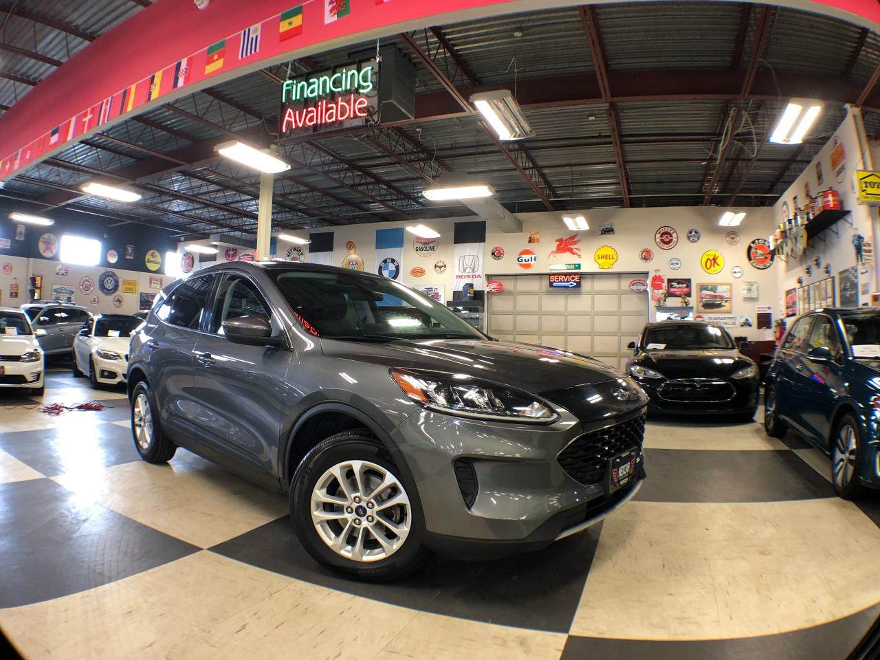 Used 2021 Ford Escape SE AWD AUTO NAVI A/CARPLAY L/ASSIST B/SPOT CAMERA for sale in North York, ON