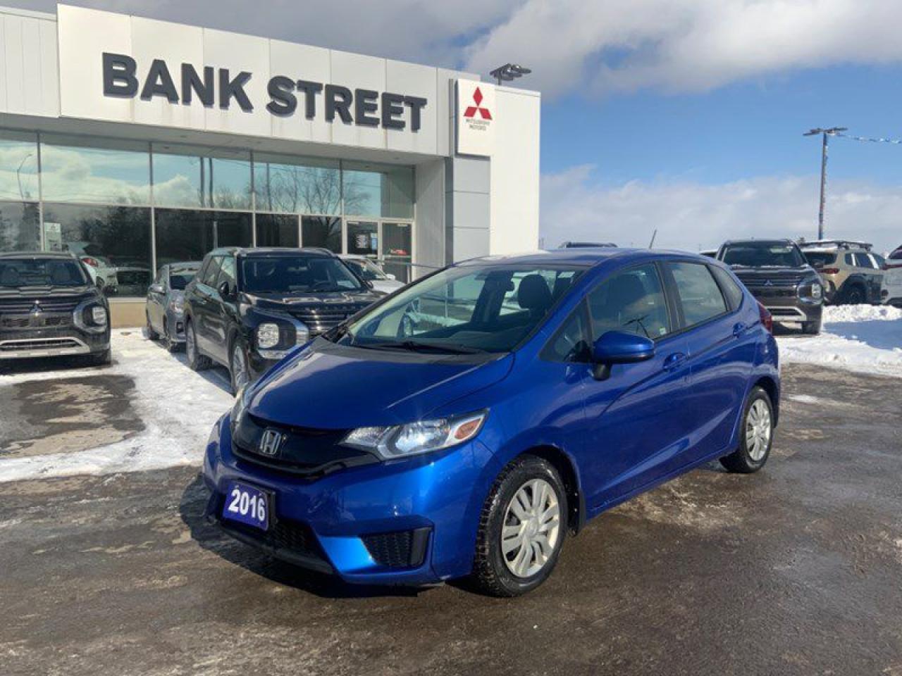 Used 2016 Honda Fit 5dr HB CVT LX for sale in Gloucester, ON