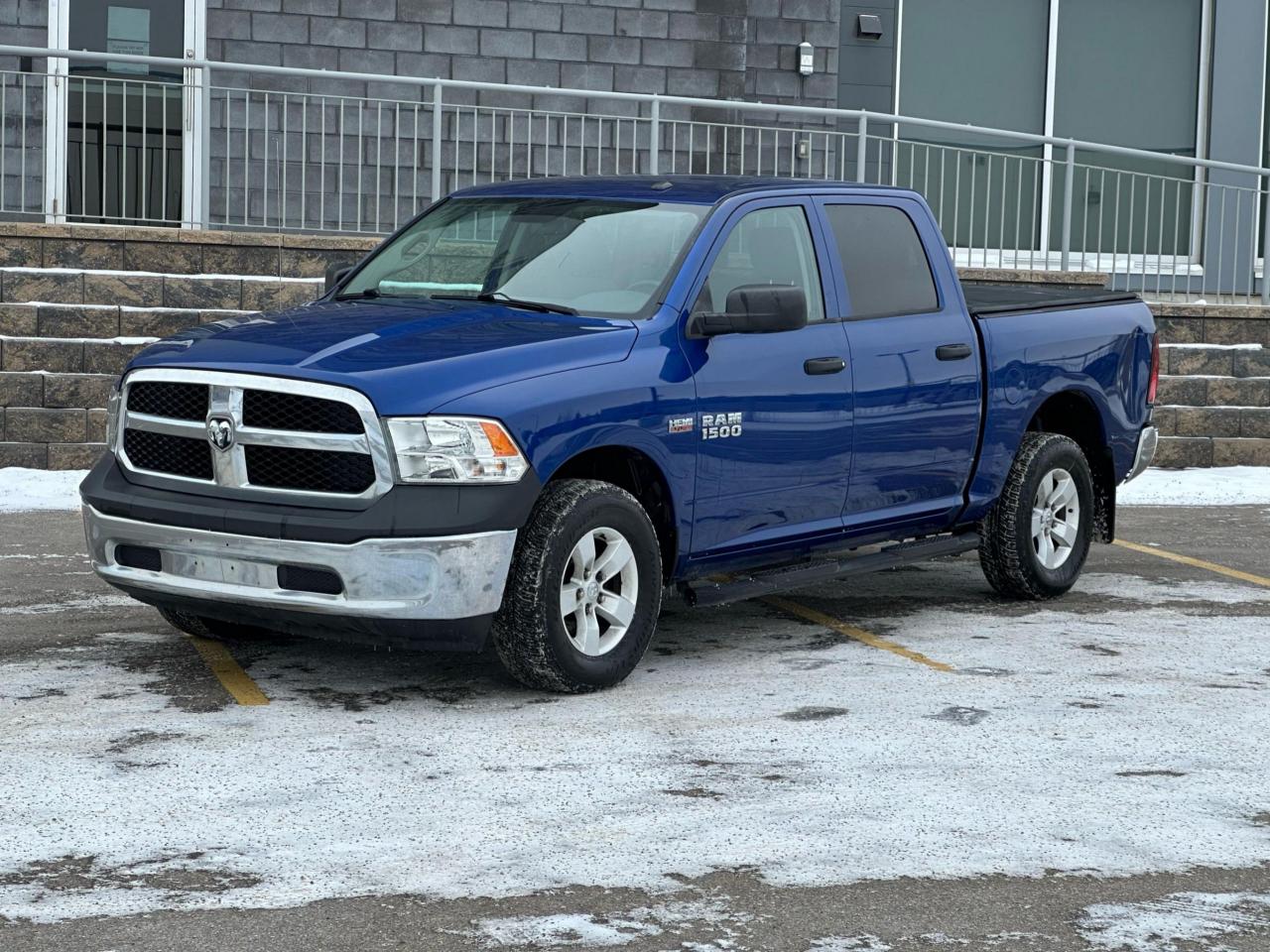 Used 2015 RAM 1500 4WD Crew Cab 140.5