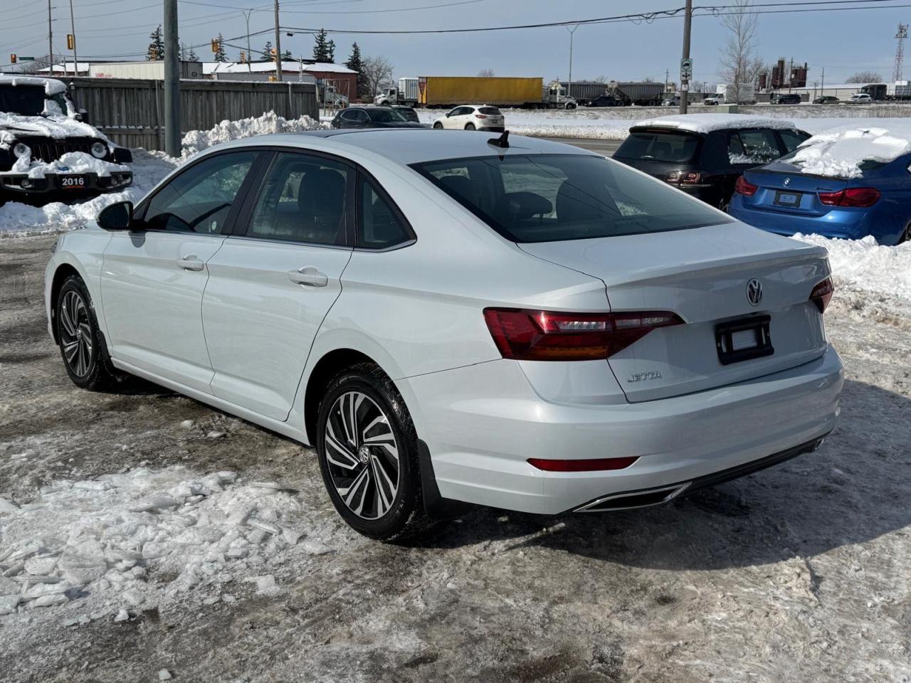 2019 Volkswagen Jetta EXECLINE, MANUAL, ONLY 109KMS, LOADED, CERTIFIED - Photo #3