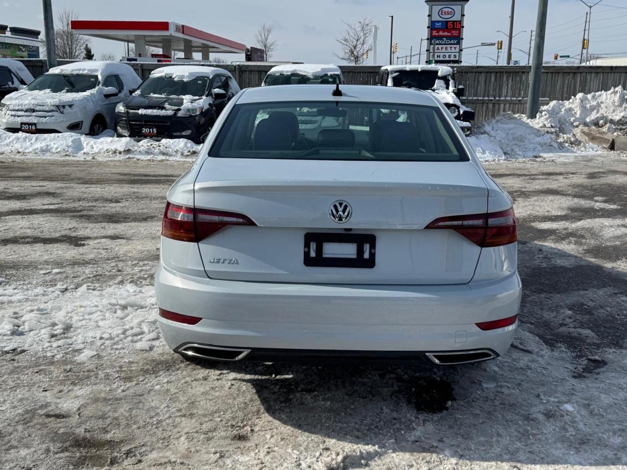 2019 Volkswagen Jetta EXECLINE, MANUAL, ONLY 109KMS, LOADED, CERTIFIED - Photo #4