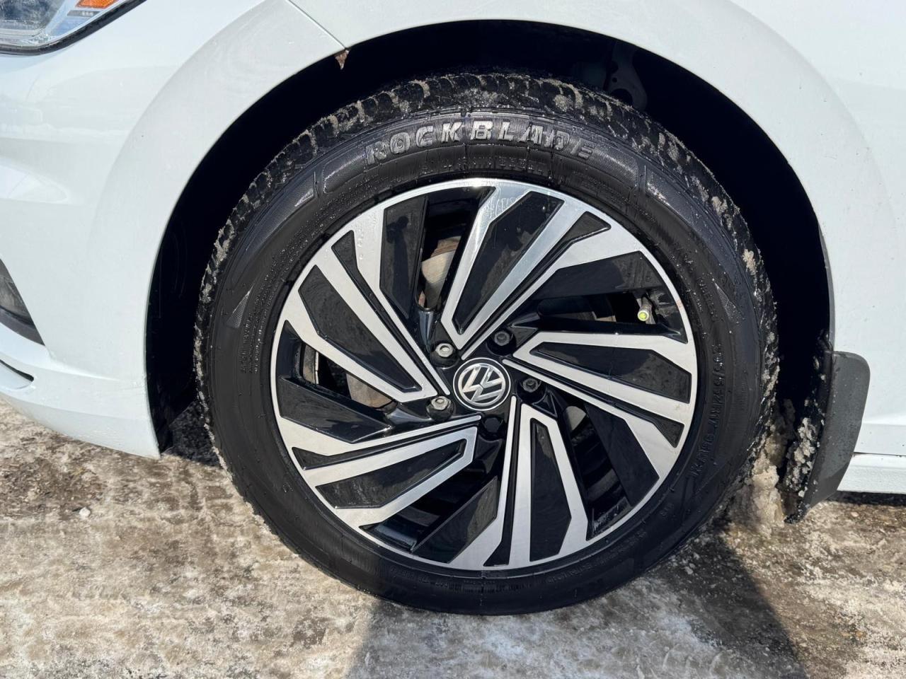 2019 Volkswagen Jetta EXECLINE, MANUAL, ONLY 109KMS, LOADED, CERTIFIED - Photo #12