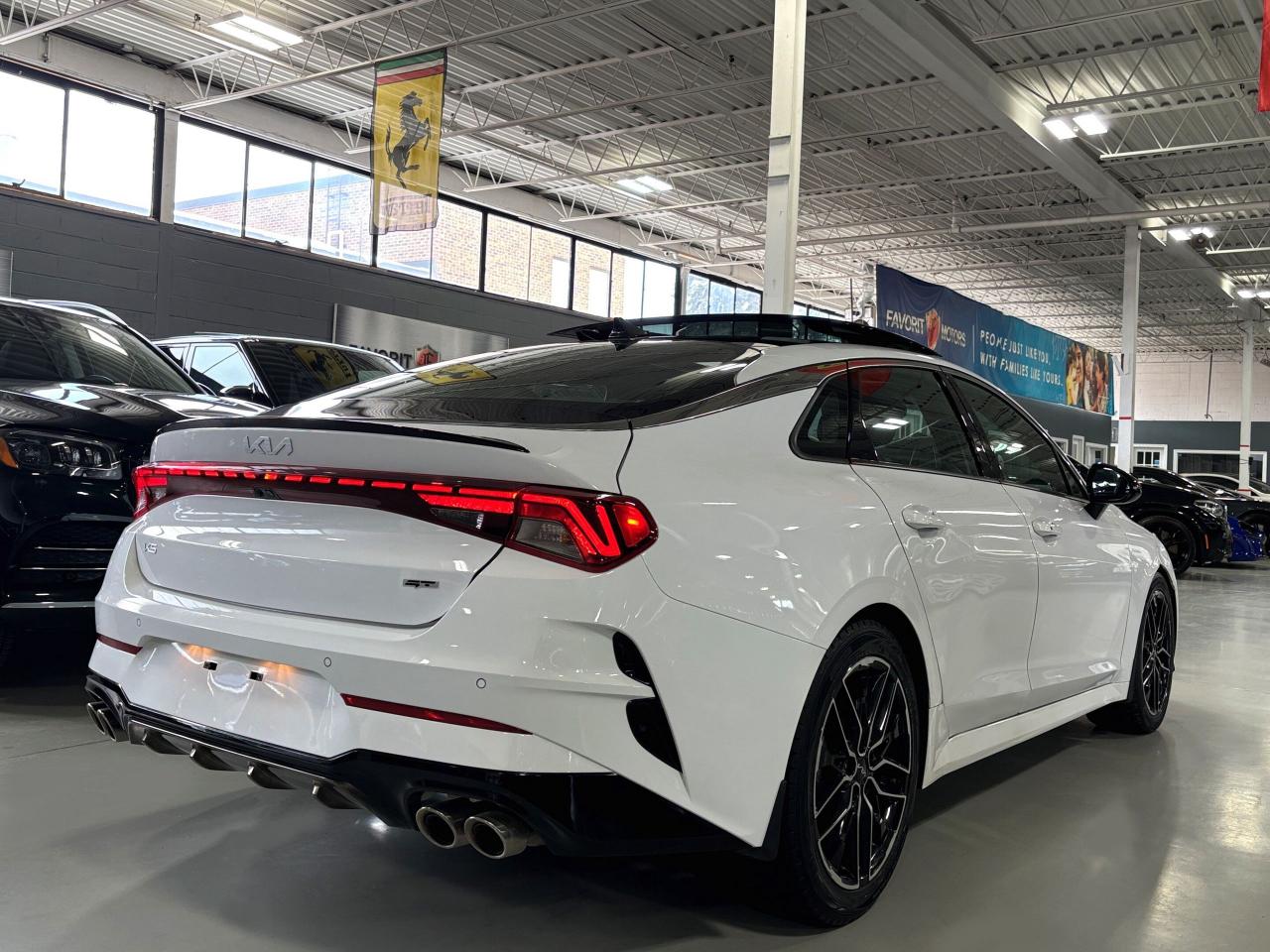 2023 Kia K5 GT DCT|NAV|BOSE|LEATHER|HEADSUP|PANOROOF|ALLOYS|++ - Photo #3
