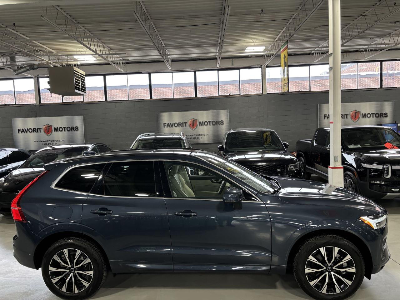 2023 Volvo XC60 B6 Core|AWD|NAV|WHITELEATHER|PANOROOF|360CAM|LED|+ - Photo #4