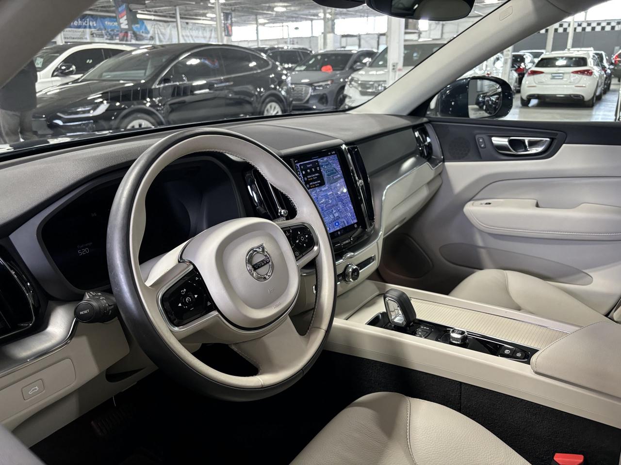 2023 Volvo XC60 B6 Core|AWD|NAV|WHITELEATHER|PANOROOF|360CAM|LED|+ - Photo #18