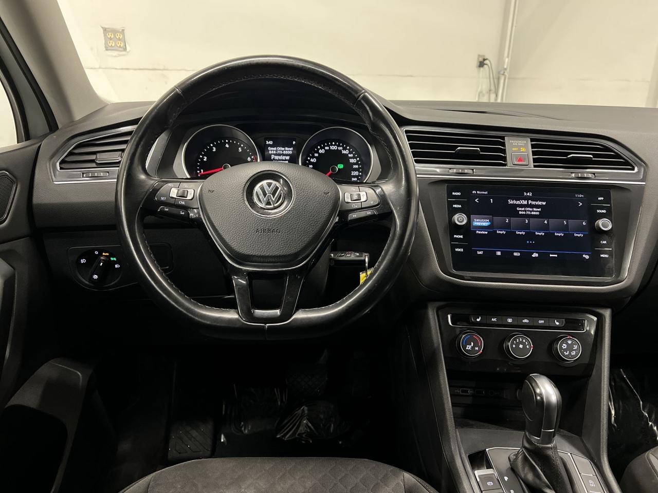 2018 Volkswagen Tiguan AWD | CARPLAY | HTD SEATS | REAR CAM | BLUETOOTH Photo