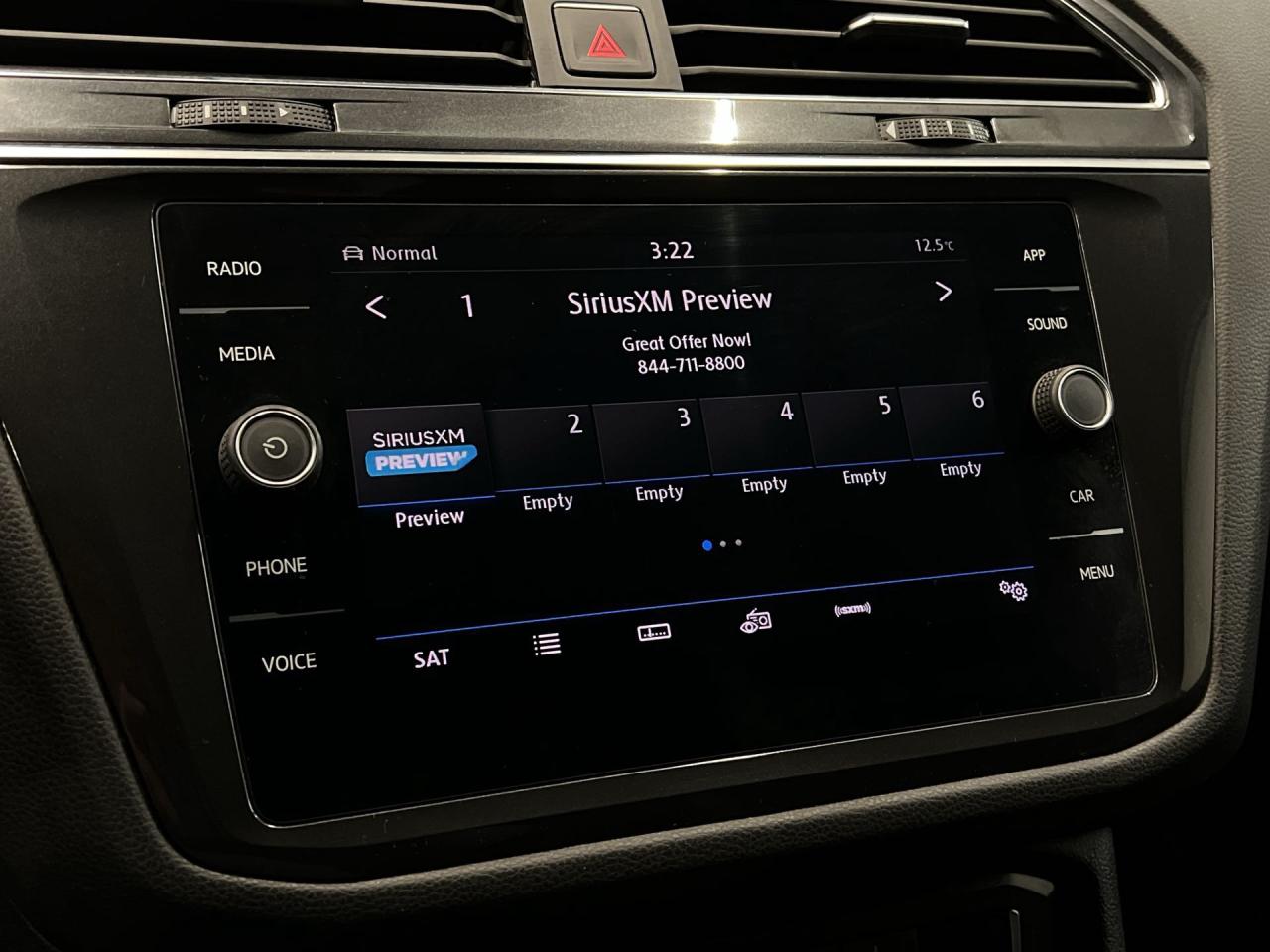 2018 Volkswagen Tiguan AWD | CARPLAY | HTD SEATS | REAR CAM | BLUETOOTH Photo