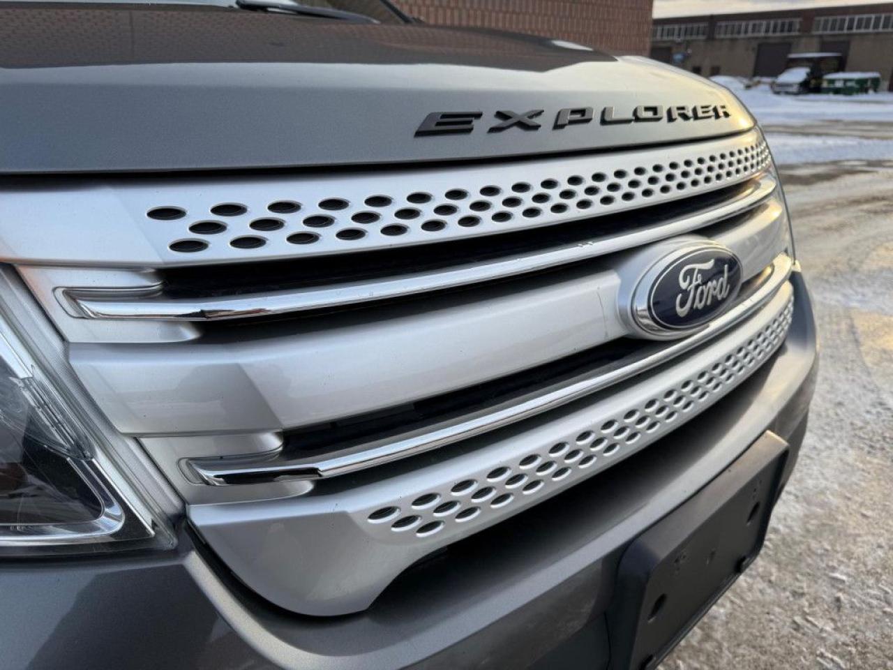 2013 Ford Explorer XLT |LEATHER|NAVI|BACKUP CAM|REMOTE STARTER|HEATED SEATS|7 PASS| - Photo #10