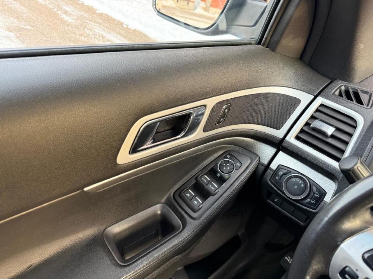 2013 Ford Explorer XLT |LEATHER|NAVI|BACKUP CAM|REMOTE STARTER|HEATED SEATS|7 PASS| - Photo #22
