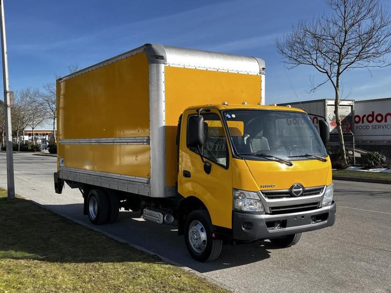 Used 2017 Hino 155 16 Foot Cube Van With Power Tailgate 3 Seater Diesel for sale in Burnaby, BC