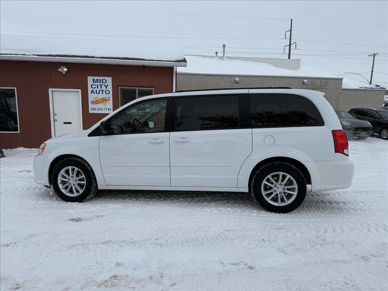 Used 2017 Dodge Grand Caravan SE Plus for sale in Saskatoon, SK