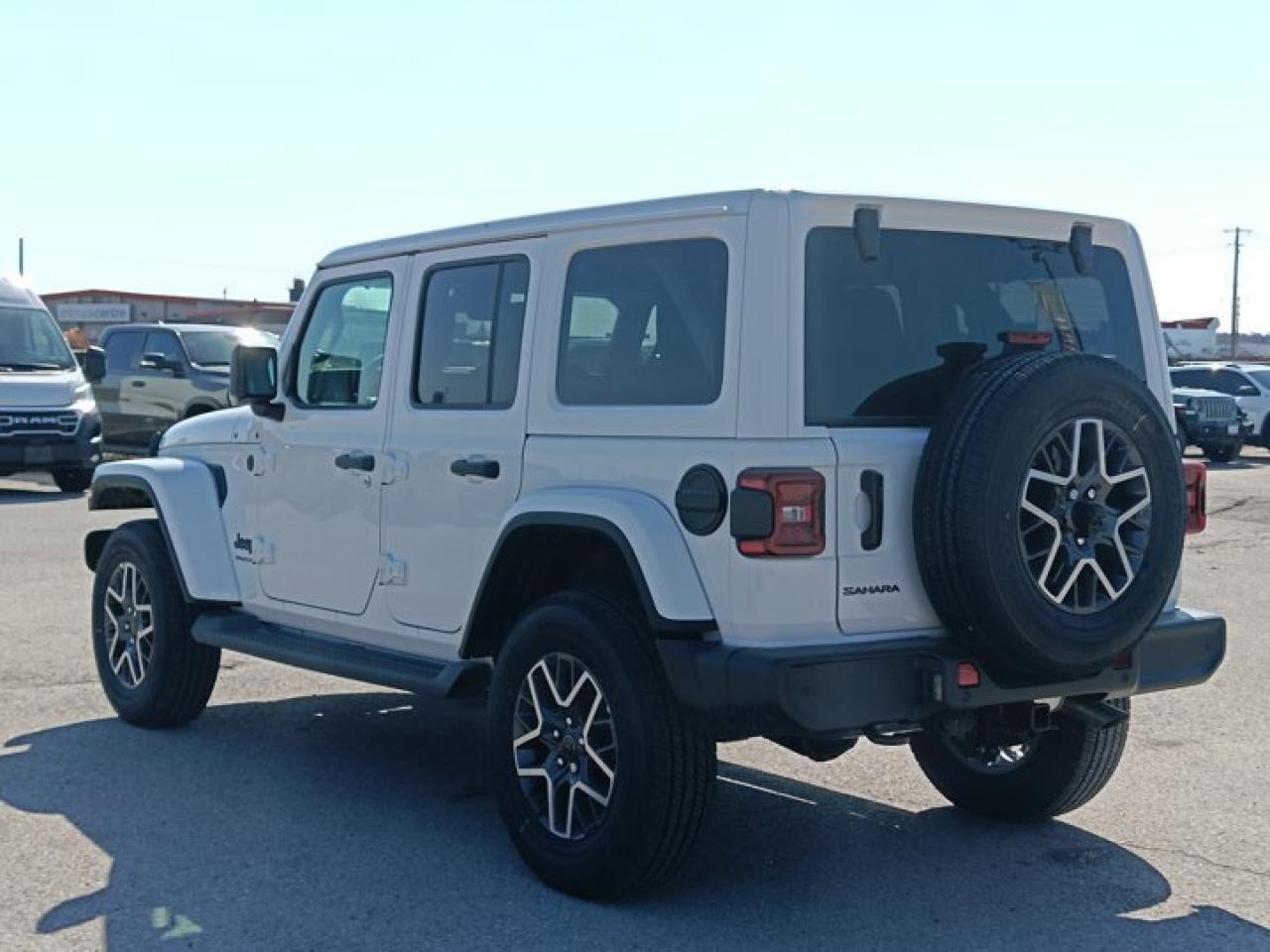 2025 Jeep Wrangler Sahara Photo