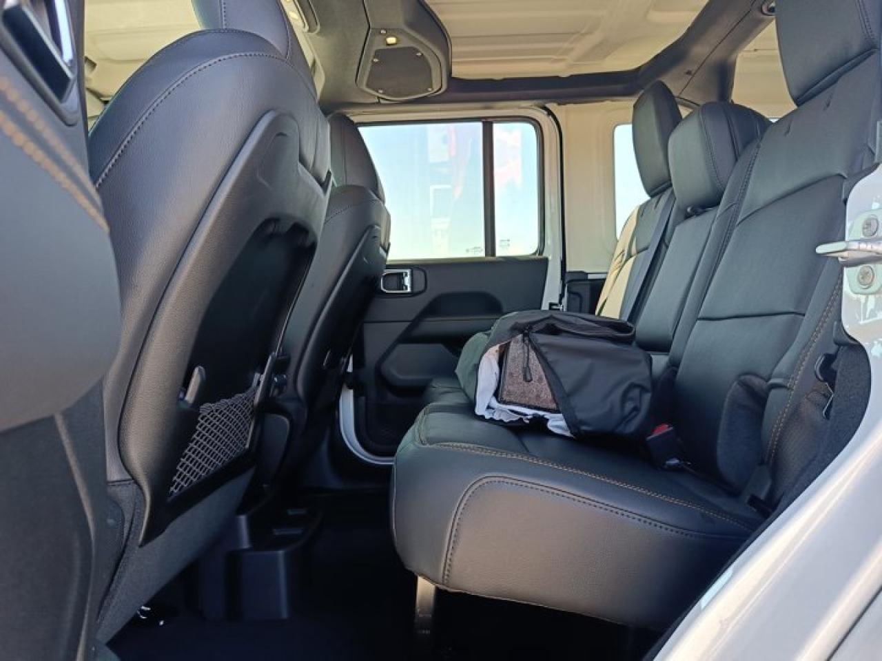 2025 Jeep Wrangler Sahara Photo