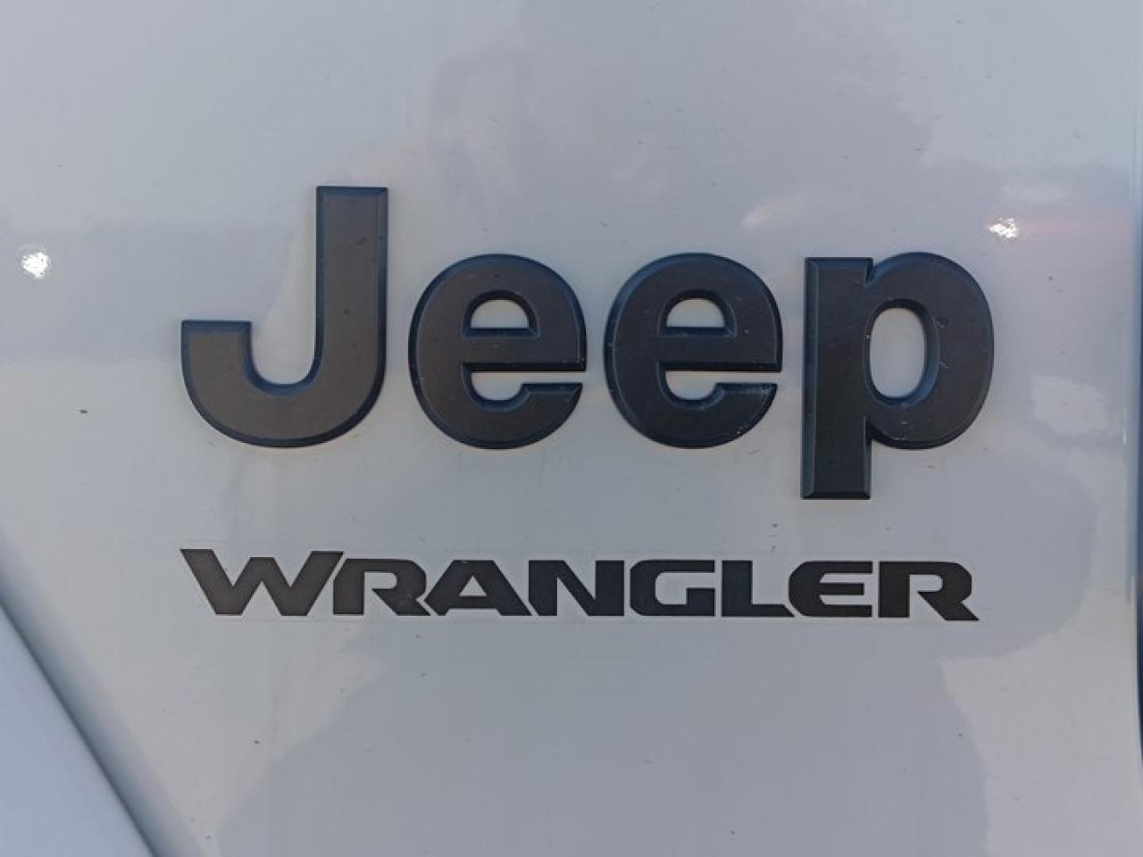 2025 Jeep Wrangler Sahara Photo