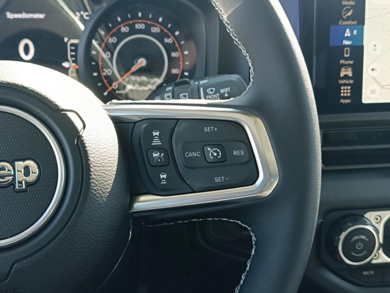 2025 Jeep Wrangler Sahara Photo