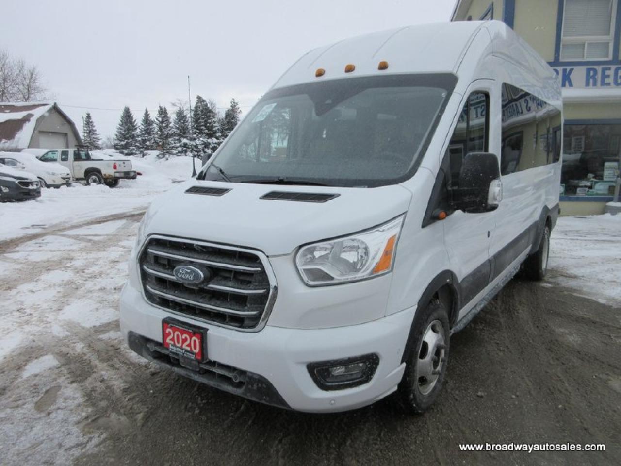 2020 Ford Transit 1-TON-PEOPLE-MOVER XLT-MODEL 15 PASSENGER 3.5L - ECO-BOOST.. NAVIGATION.. HEATED SEATS.. SLIDING PASSENGER DOOR.. BACK-UP CAMERA.. BLUETOOTH..