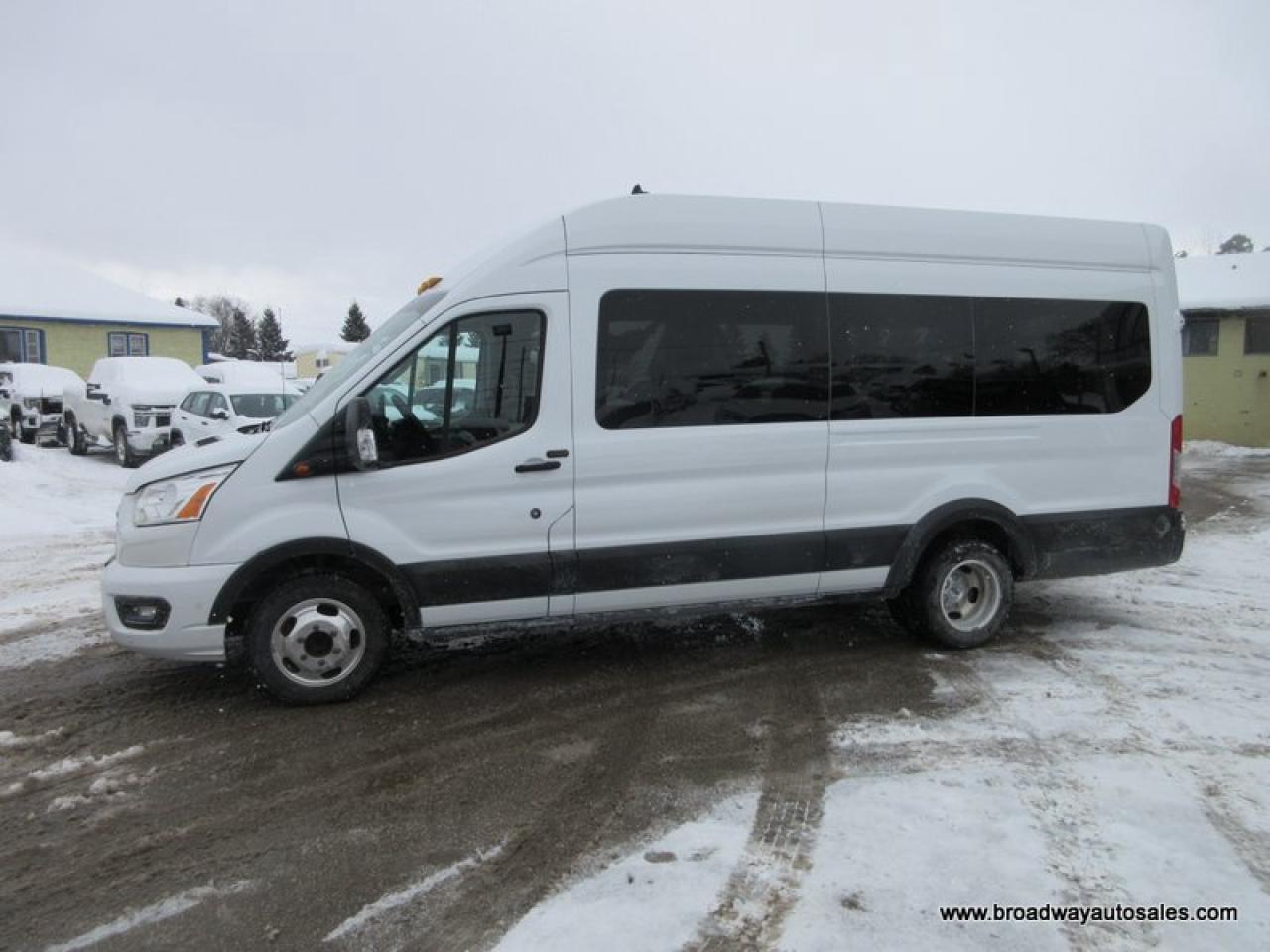2020 Ford Transit 1-TON-PEOPLE-MOVER XLT-MODEL 15 PASSENGER 3.5L - ECO-BOOST.. NAVIGATION.. HEATED SEATS.. SLIDING PASSENGER DOOR.. BACK-UP CAMERA.. BLUETOOTH.. Photo2