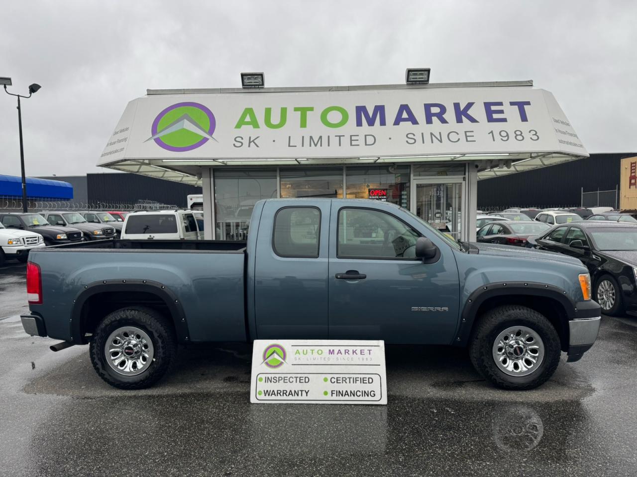 Used 2011 GMC Sierra 1500 NEW TIRES! NEW REAR MAIN SEAL! INSPECTED W/ BCAA MBRSHP & WRNTY! for sale in Langley, BC