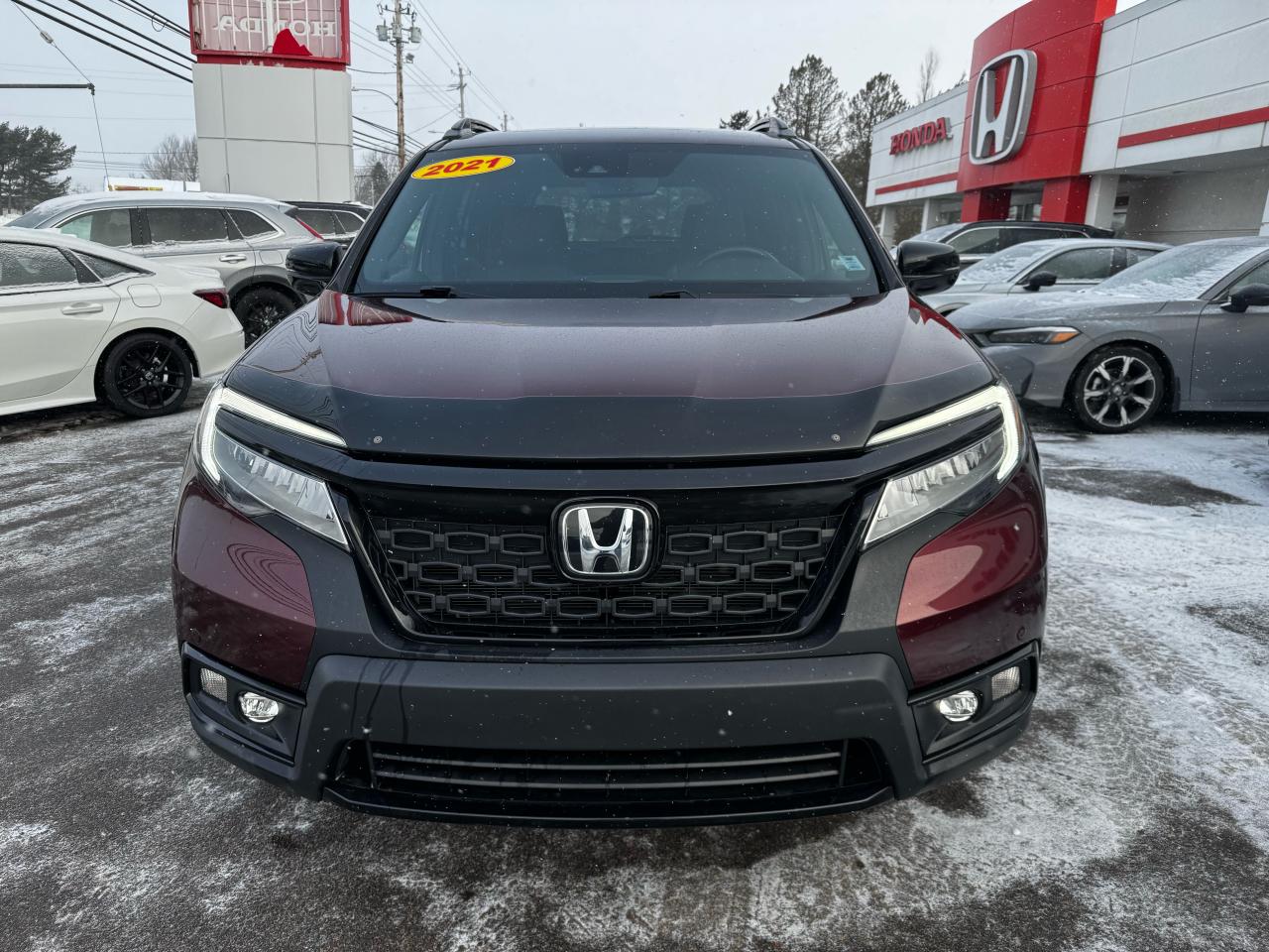 2021 Honda Passport Touring Photo2