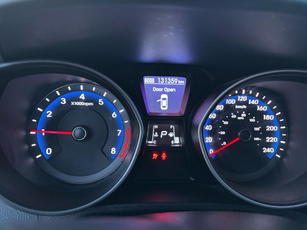 2013 Hyundai Elantra GT GLS - Photo #10
