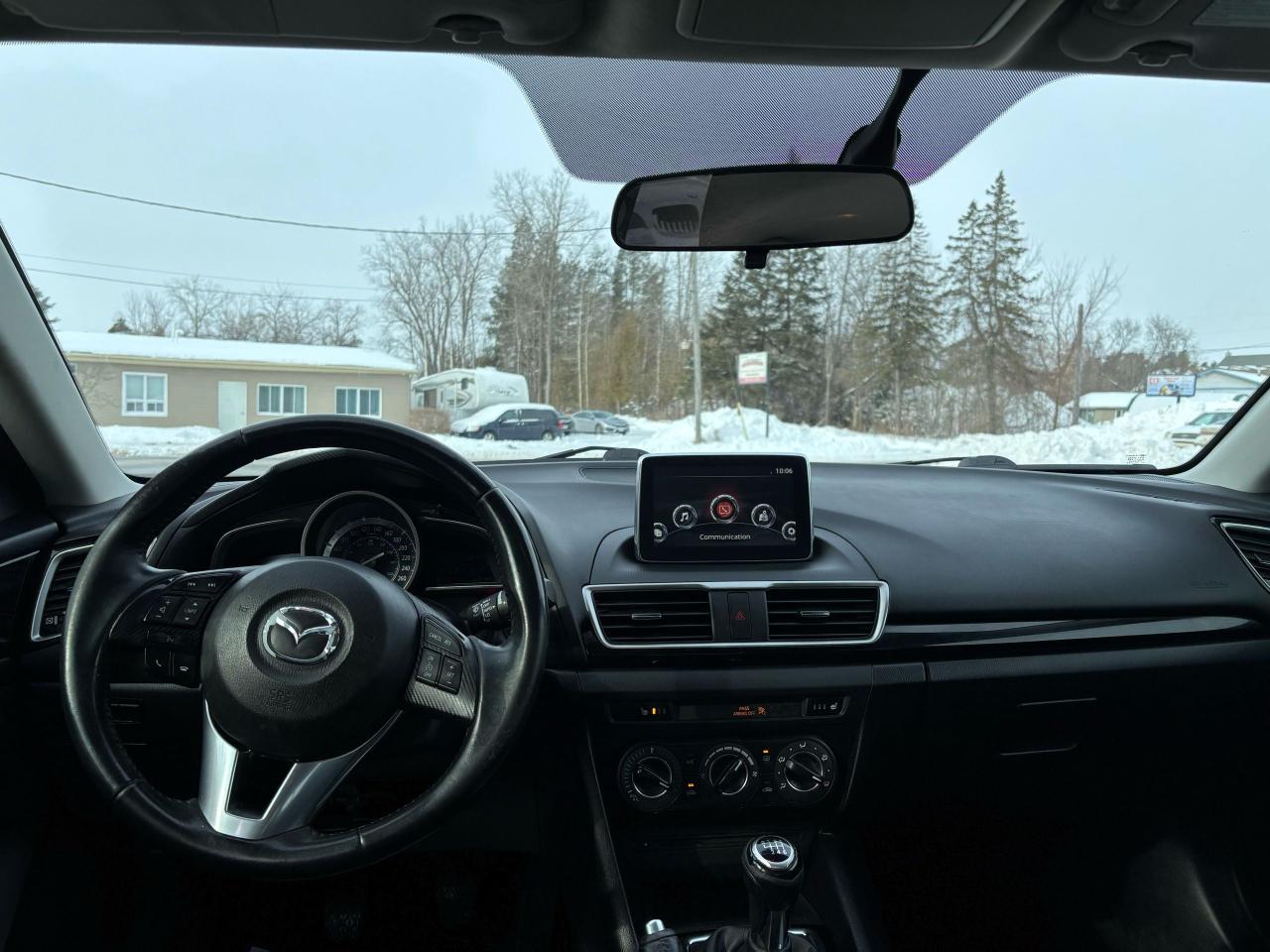 2015 Mazda MAZDA3 GS - Photo #15