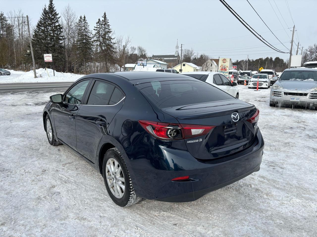 2015 Mazda MAZDA3 GS - Photo #7