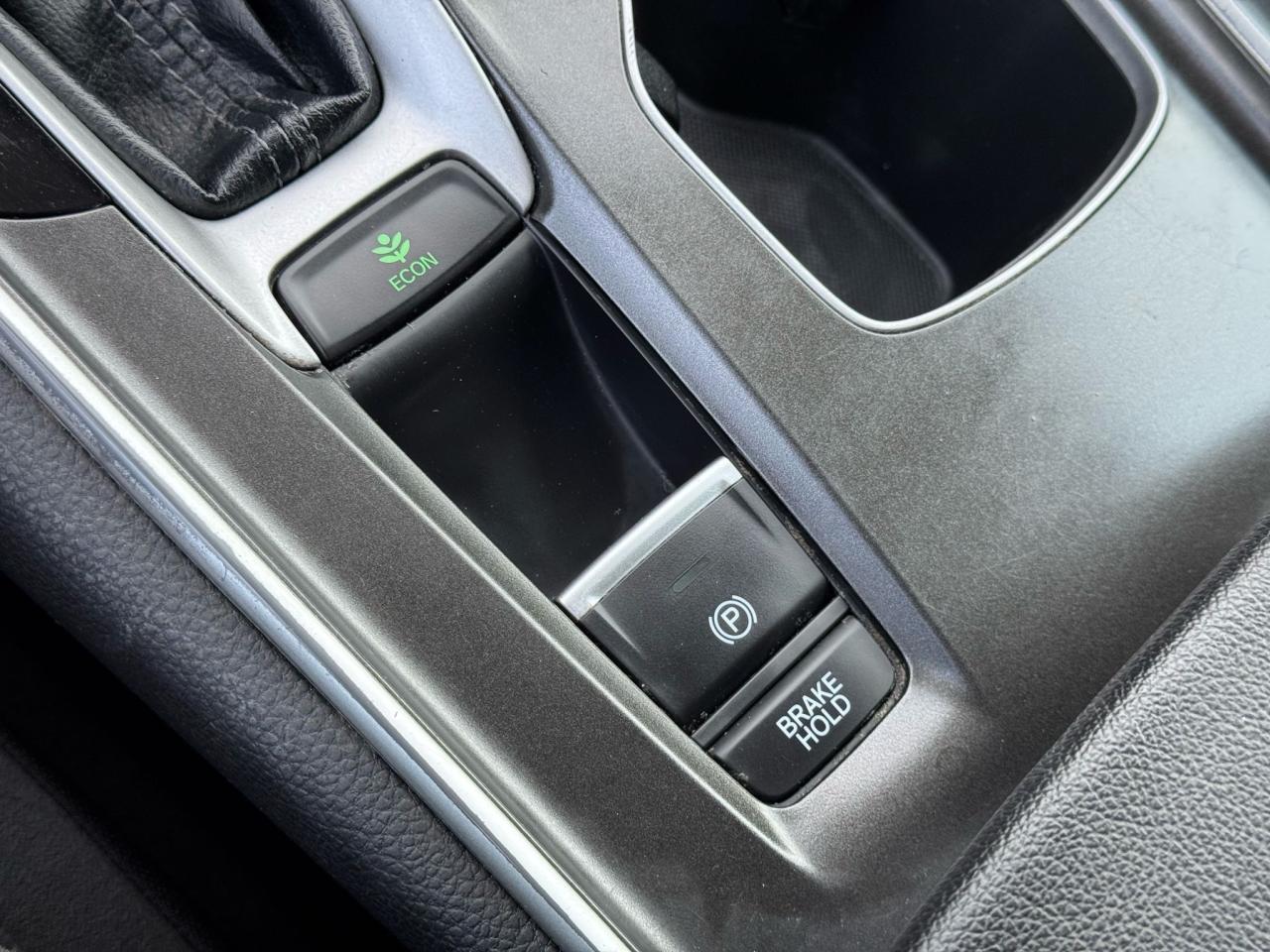 2020 Honda Accord LX | ONE OWNER | ADAPTIVE CRUISE | CARPLAY | Photo19