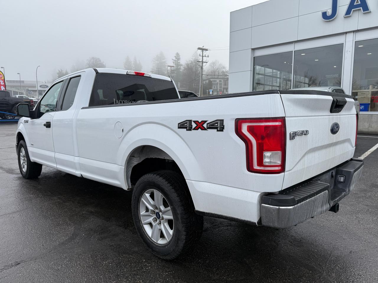 2017 Ford F-150 XLT Photo5