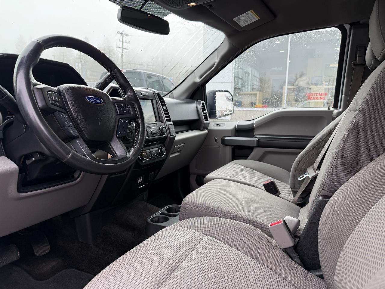 2017 Ford F-150 XLT Photo5