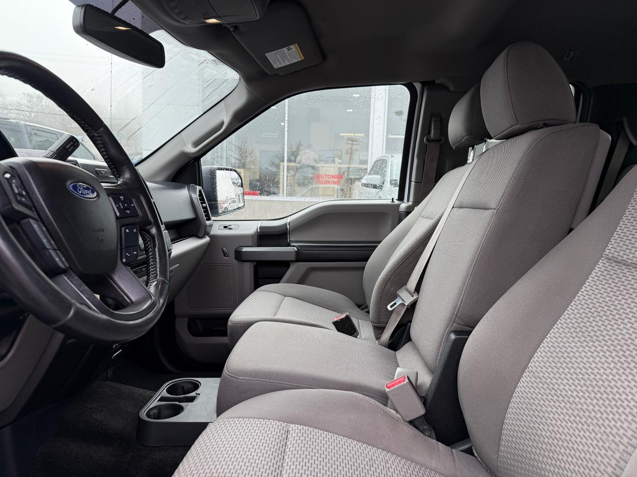 2017 Ford F-150 XLT Photo5