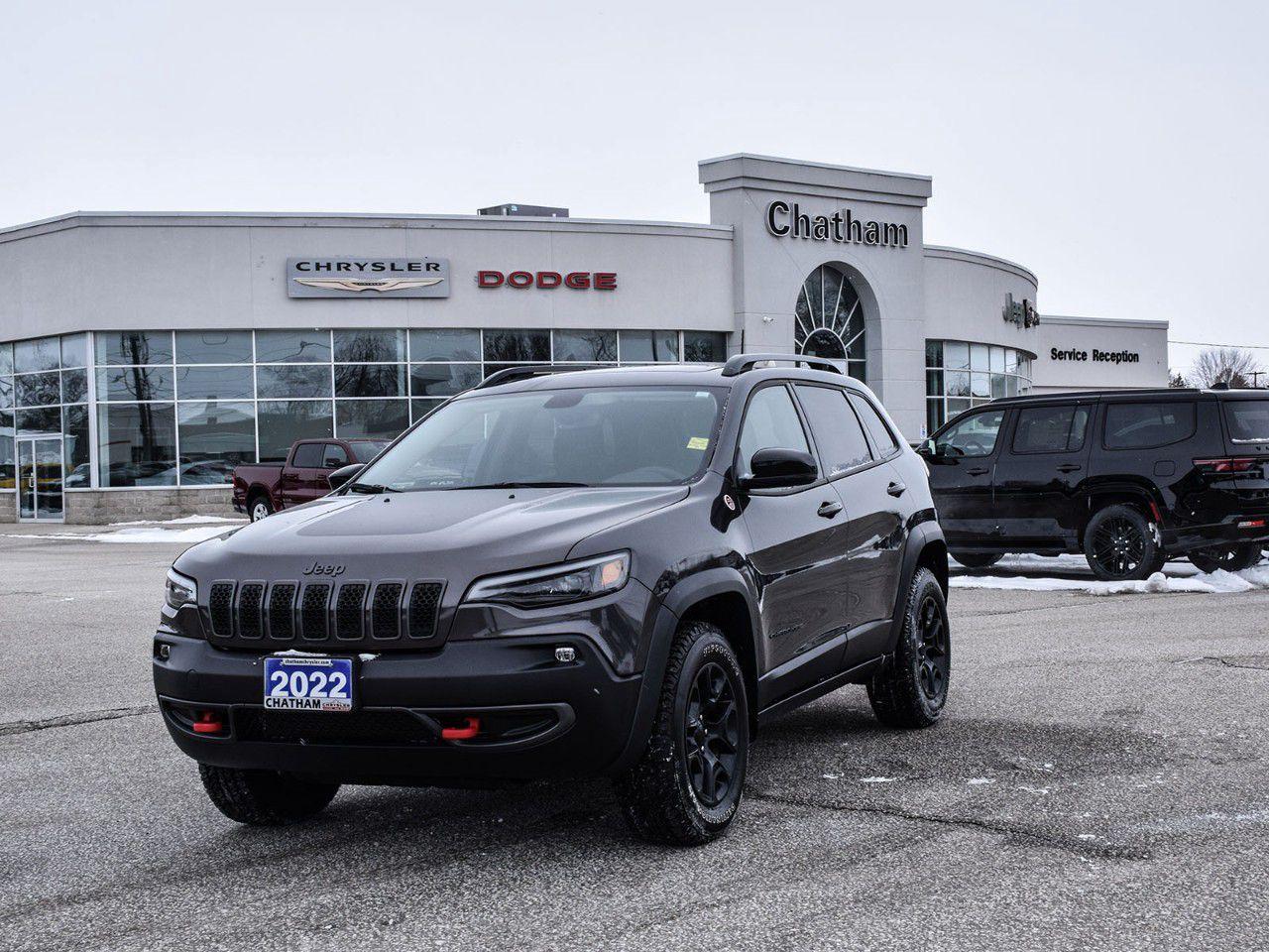 Used 2022 Jeep Cherokee TRAILHAWK ELITE 4X4 for sale in Chatham, ON