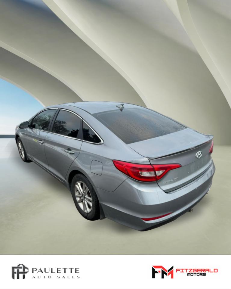 2017 Hyundai Sonata 4dr Sdn 2.4L Auto GL - Photo #2