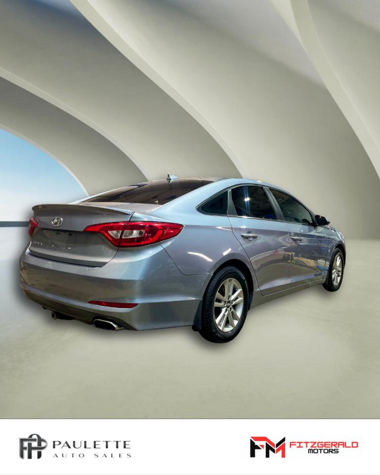 2017 Hyundai Sonata 4dr Sdn 2.4L Auto GL - Photo #2