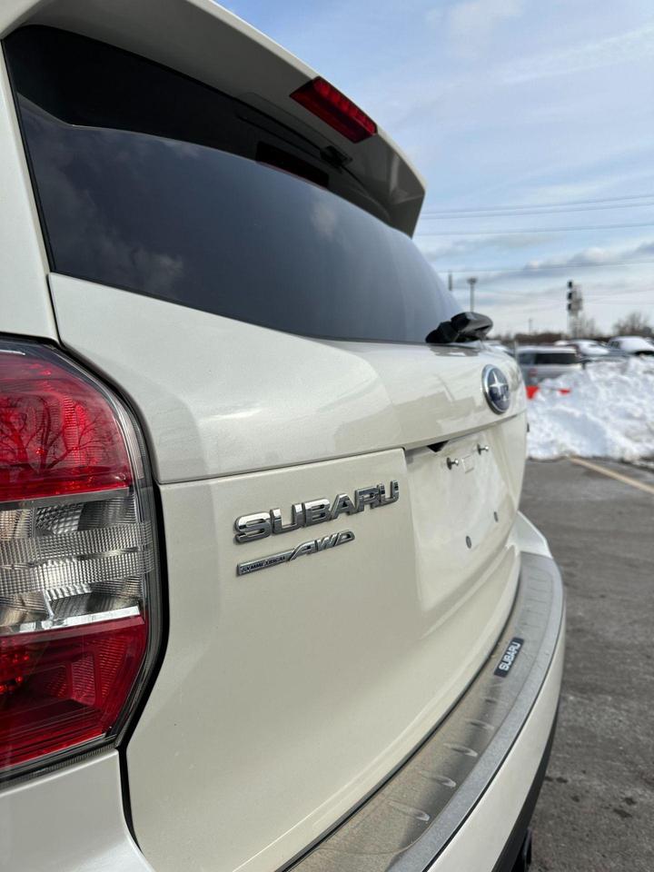 2015 Subaru Forester Limited Photo
