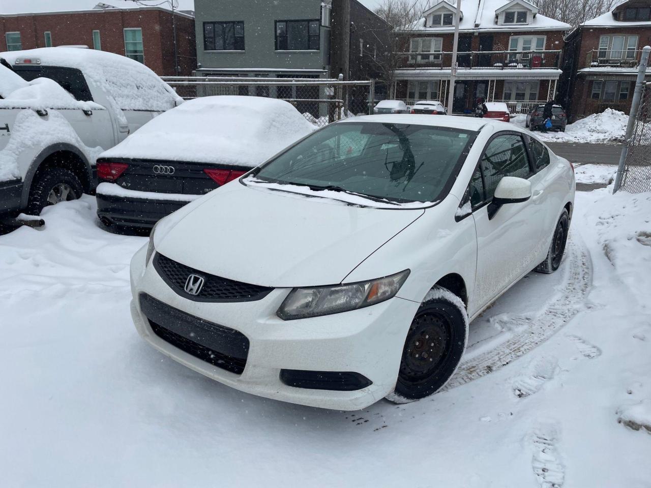 Used 2013 Honda Civic LX *LOW KM, ONE OWNER, SAFETY, HEATED SEATS* for sale in Hamilton, ON