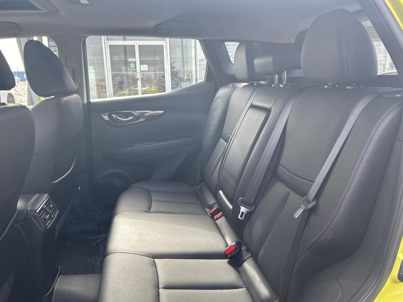 2017 Nissan Qashqai SL AWD CVT Photo