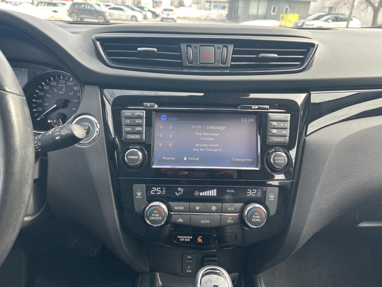 2017 Nissan Qashqai SL AWD CVT Photo