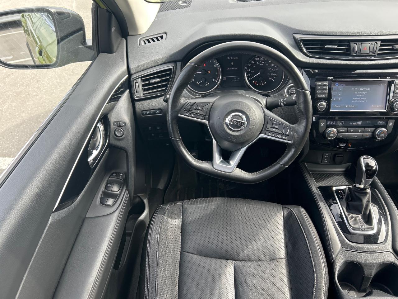 2017 Nissan Qashqai SL AWD CVT Photo