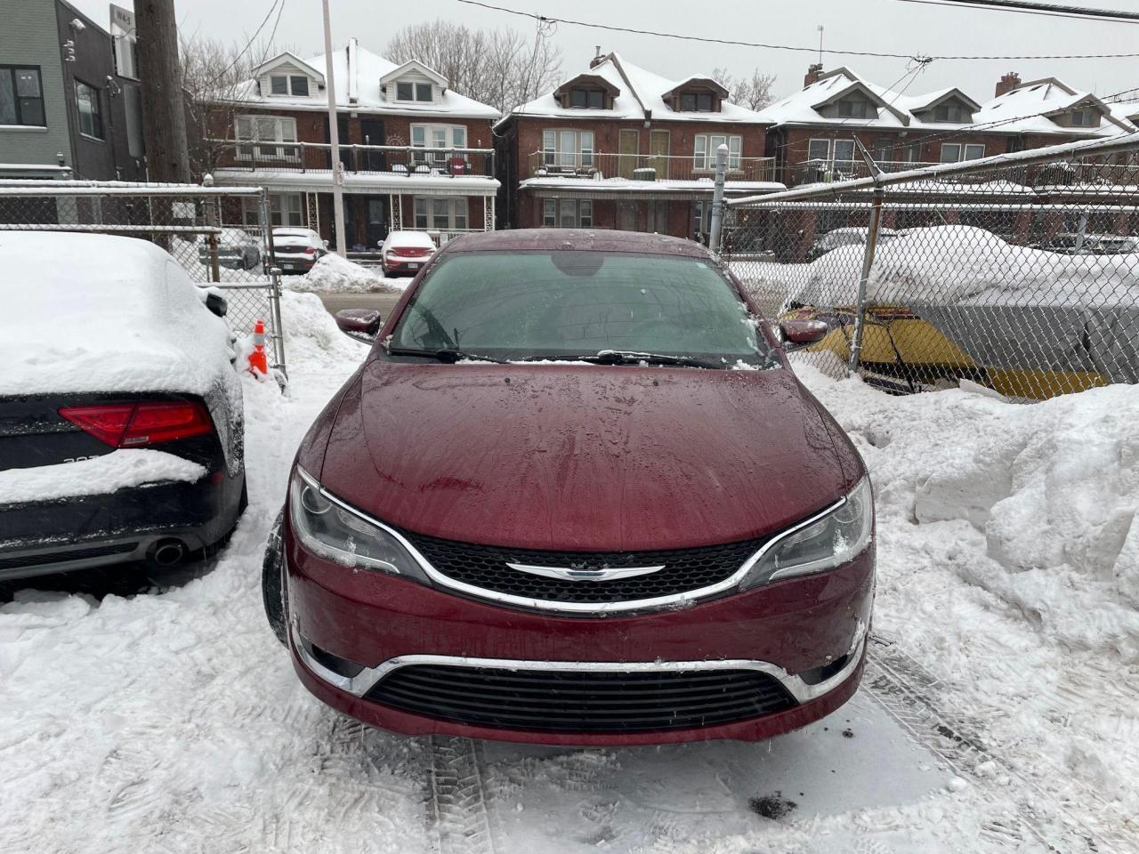 2016 Chrysler 200 Limited *BACKUP CAM, HEATED SEATS & STEERING* - Photo #2